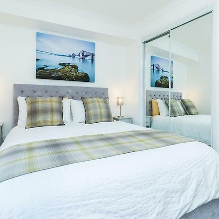 Luxury City Centre Apartment إدنبرة المظهر الخارجي الصورة
