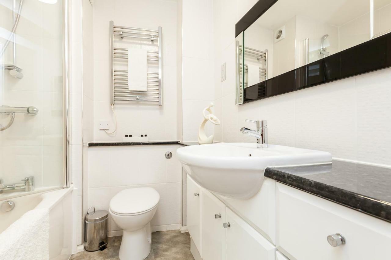 Luxury City Centre Apartment إدنبرة المظهر الخارجي الصورة